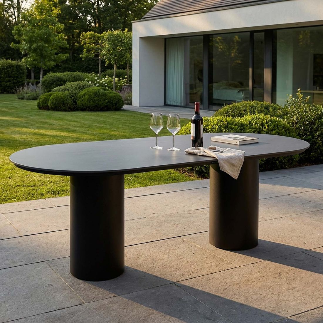 Hartman Valencia Gartentisch Aluminium/Keramik