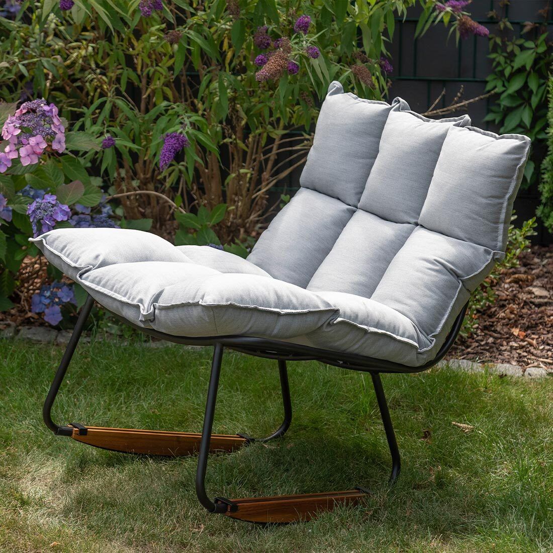 SCHÖNER WOHNEN-Kollektion Leska Schaukelstuhl ink.Hocker Aluminium/Sunbrella