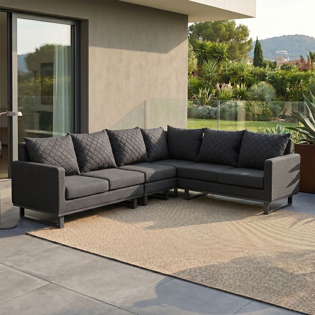 OUTLIV. Alea Ecklounge Aluminium/Sunbrella