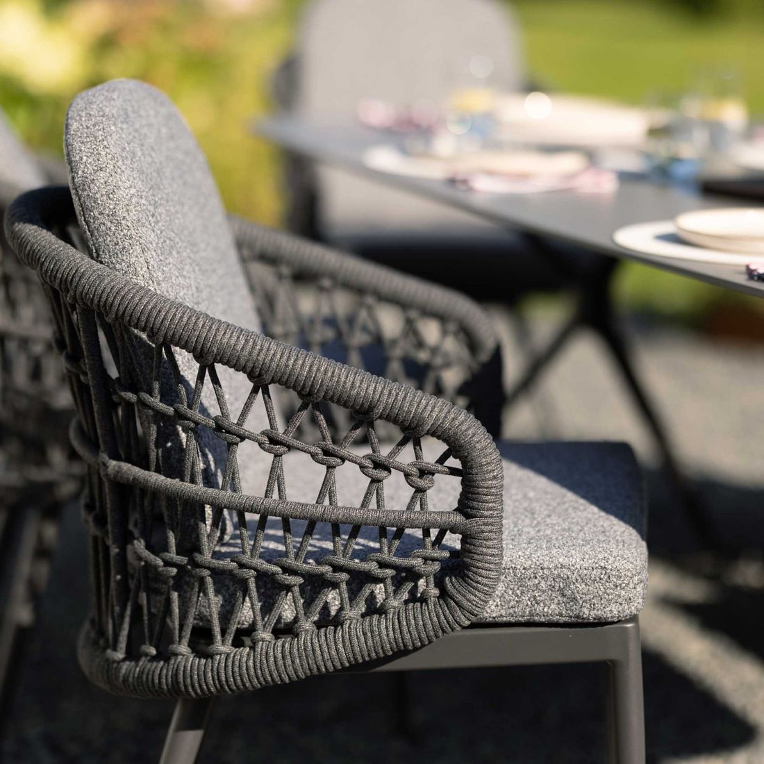 Interliving 7012 Gartensessel Aluminium mit Sitz- und Rückenkissen