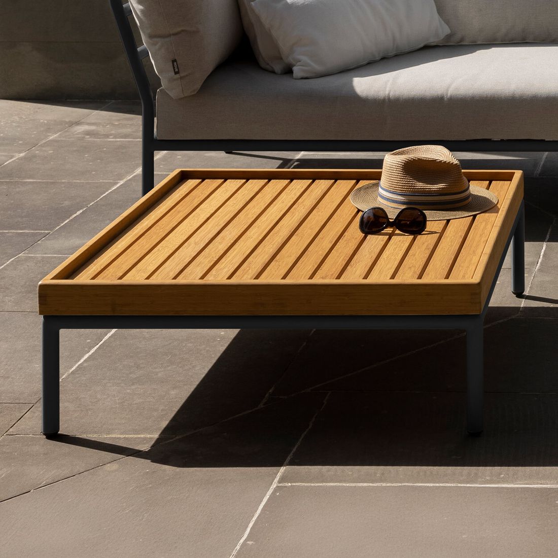 HOUE Level-Level 2 Loungetisch 81x81cm Aluminium/Bambus