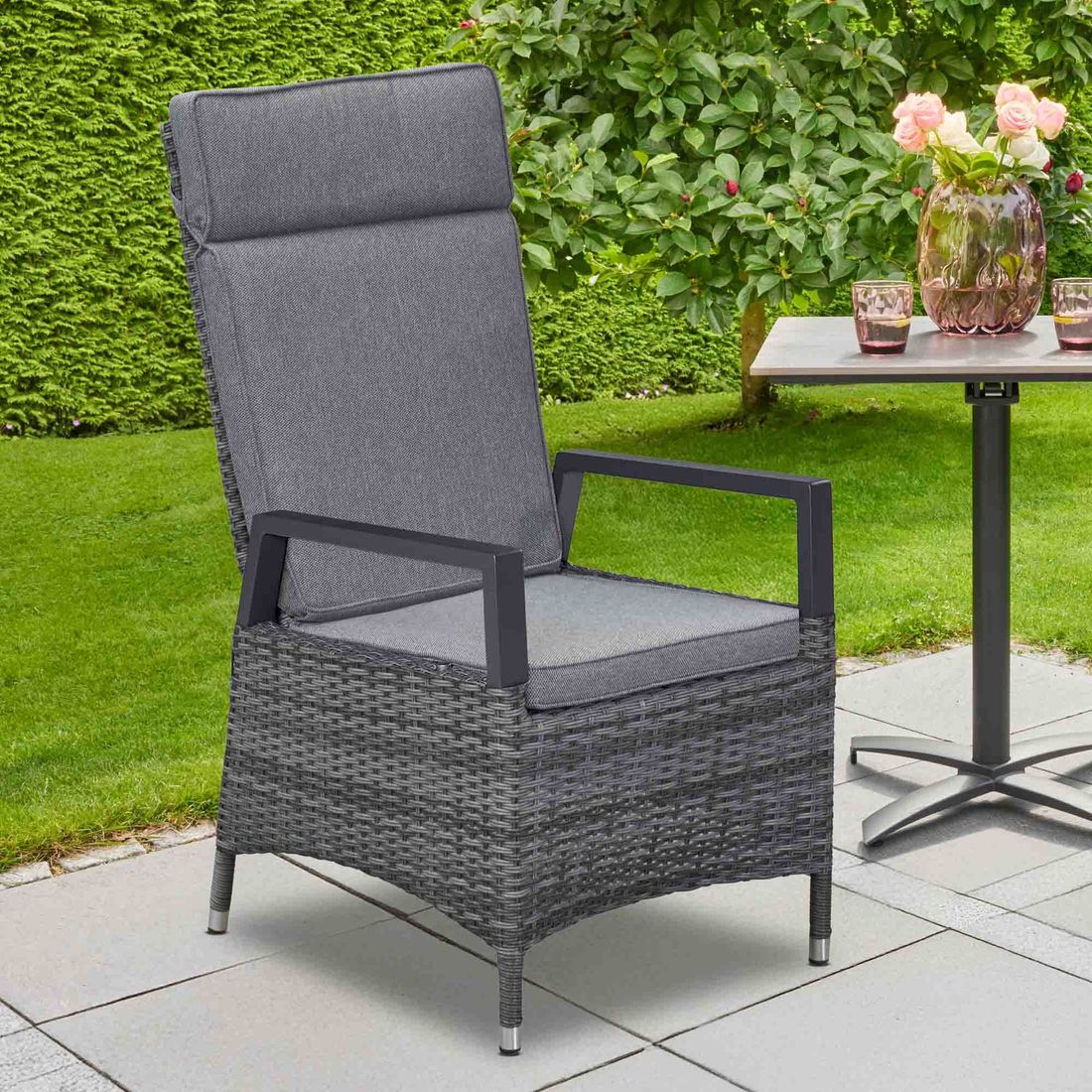 LC Garden Vivera-Stone Gartensessel verstellbar Geflecht mit Sitz- und Rückenkissen