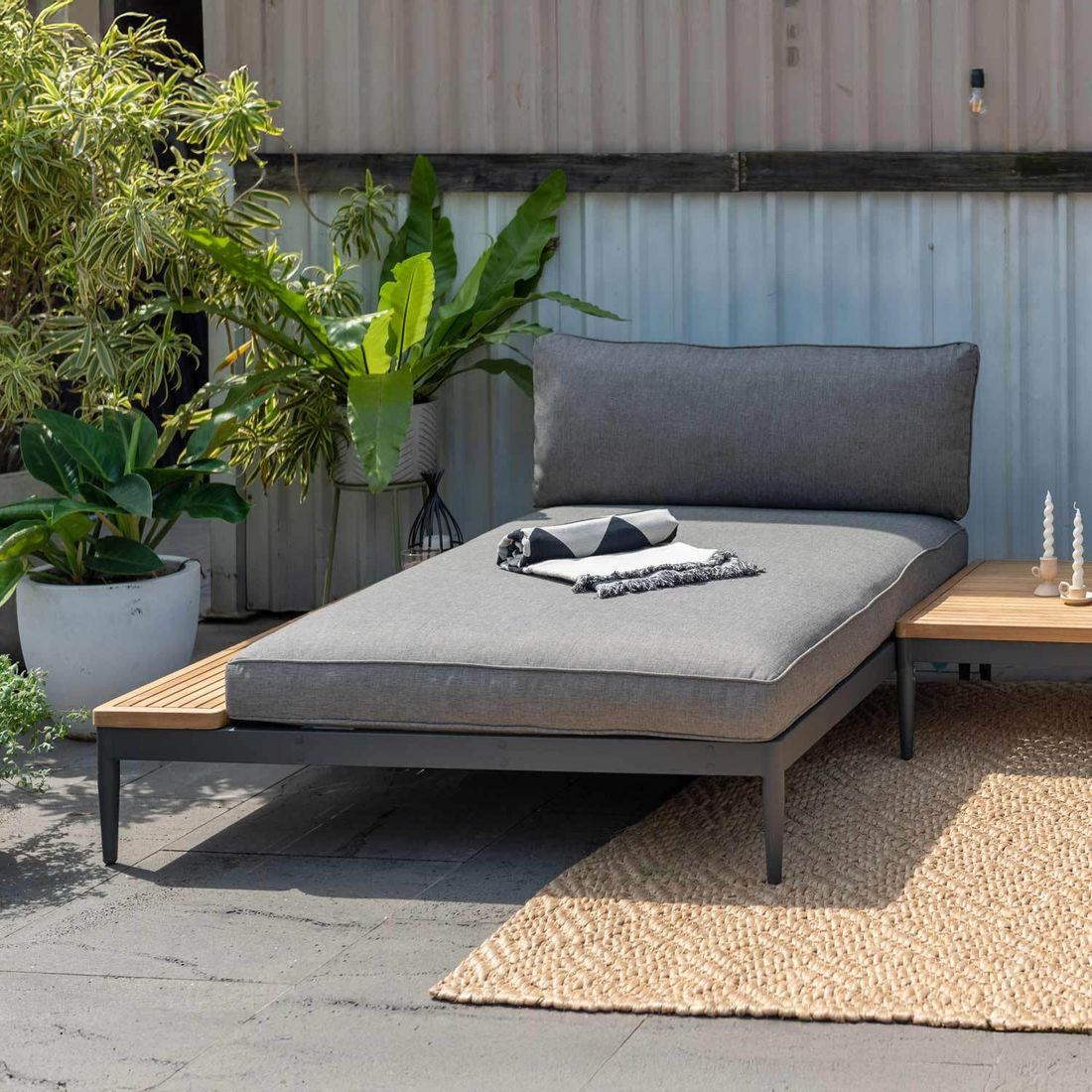 LifestyleGarden Topaz XL Daybed Aluminium/Olefin