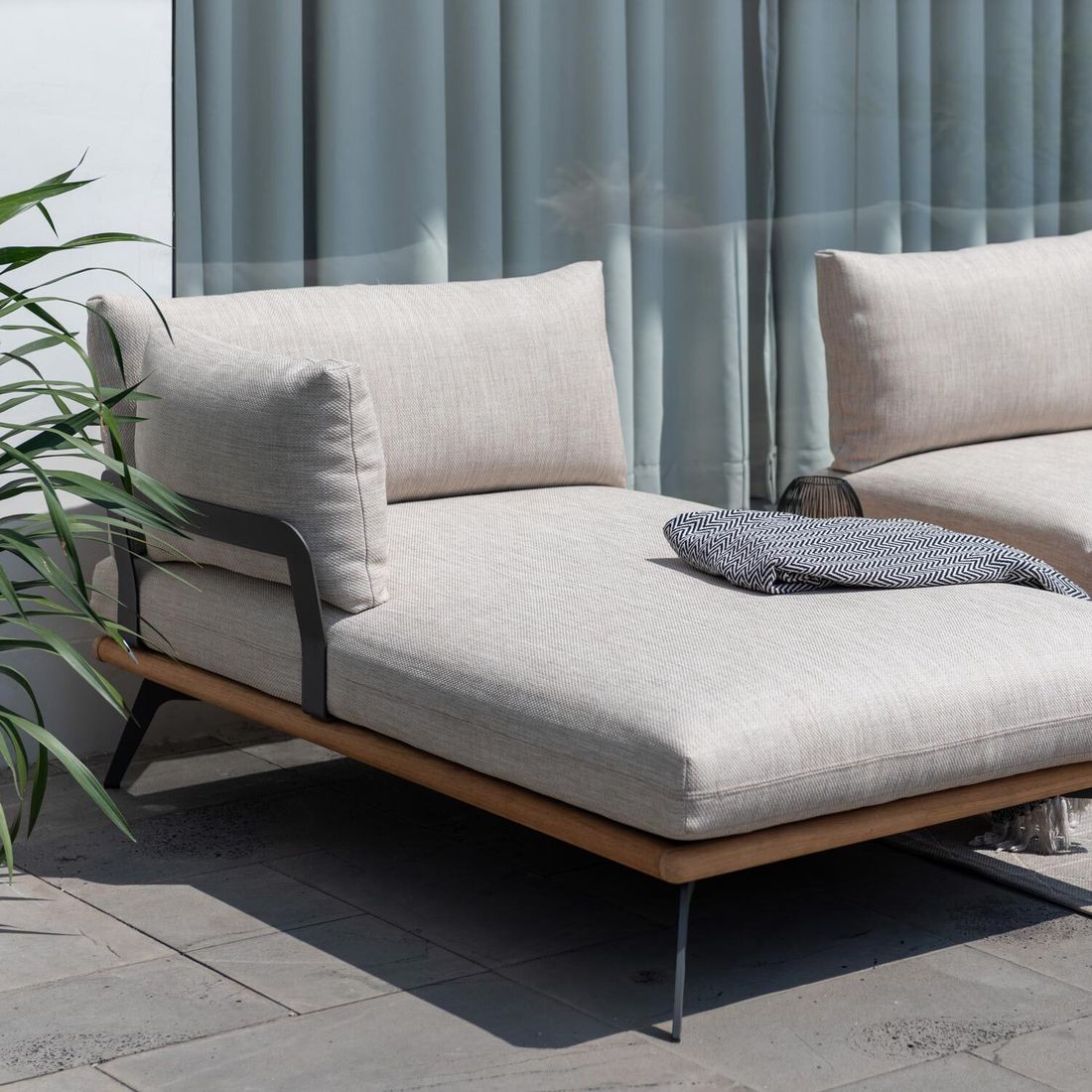 LifestyleGarden Pearl Daybed Aluminium/Teak/Olefin