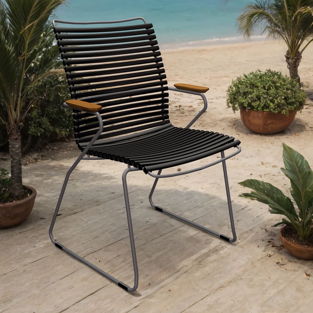 Houe Click Tall Gartensessel Stahl/Kunststoff