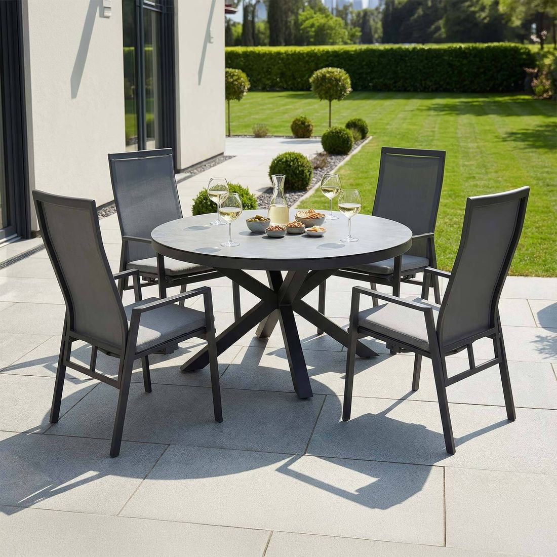 LC Garden Sunfort Gartenmöbel-Set M (4 Plätze) Tisch Ø150cm