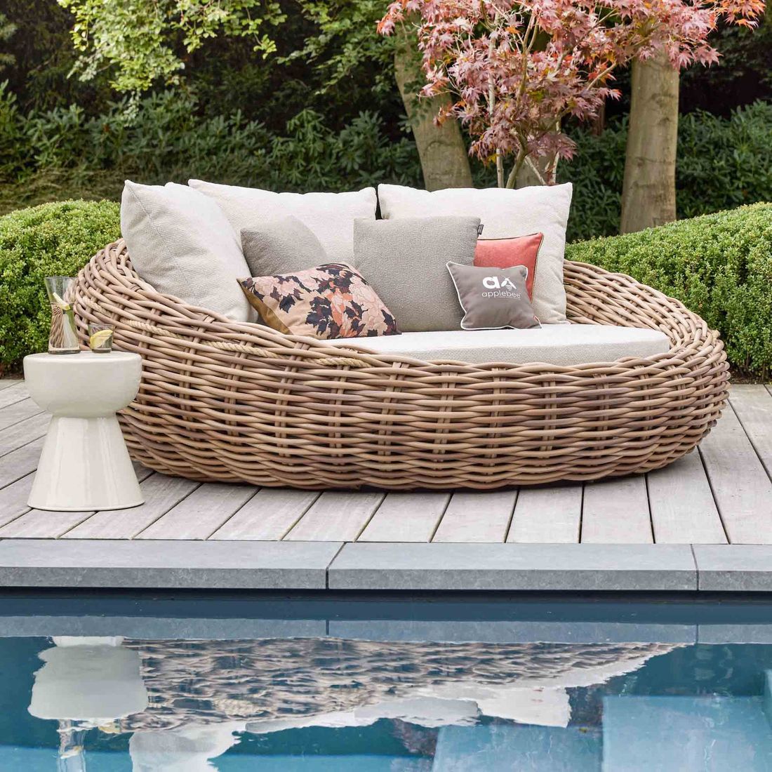 Apple Bee Cocoon Sonneninsel Polyrattan/Bee Wett