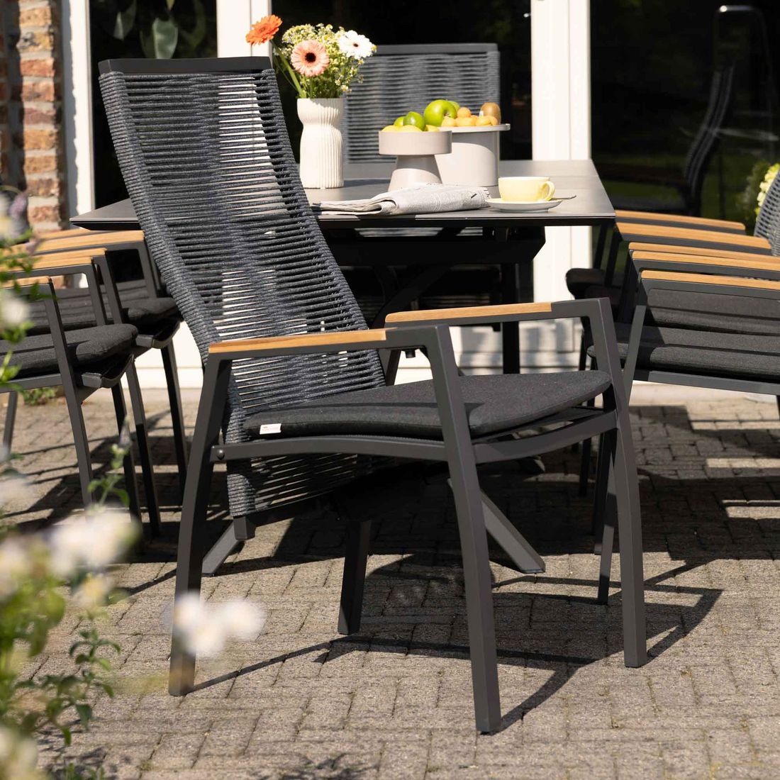 Interliving 7011 Gartensessel verstellbar Aluminium mit Sitzkissen