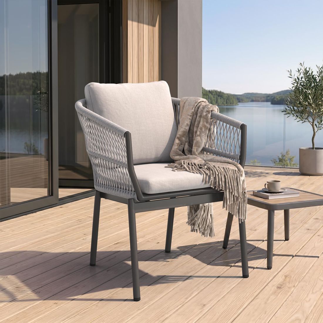 OUTLIV. Alicante Gartensessel Aluminium mit Sitz- und Rückenkissen