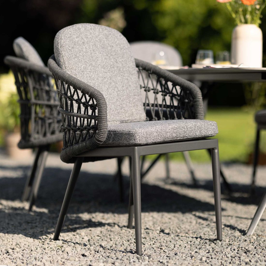 Interliving 7012 Gartensessel Aluminium mit Sitz- und Rückenkissen