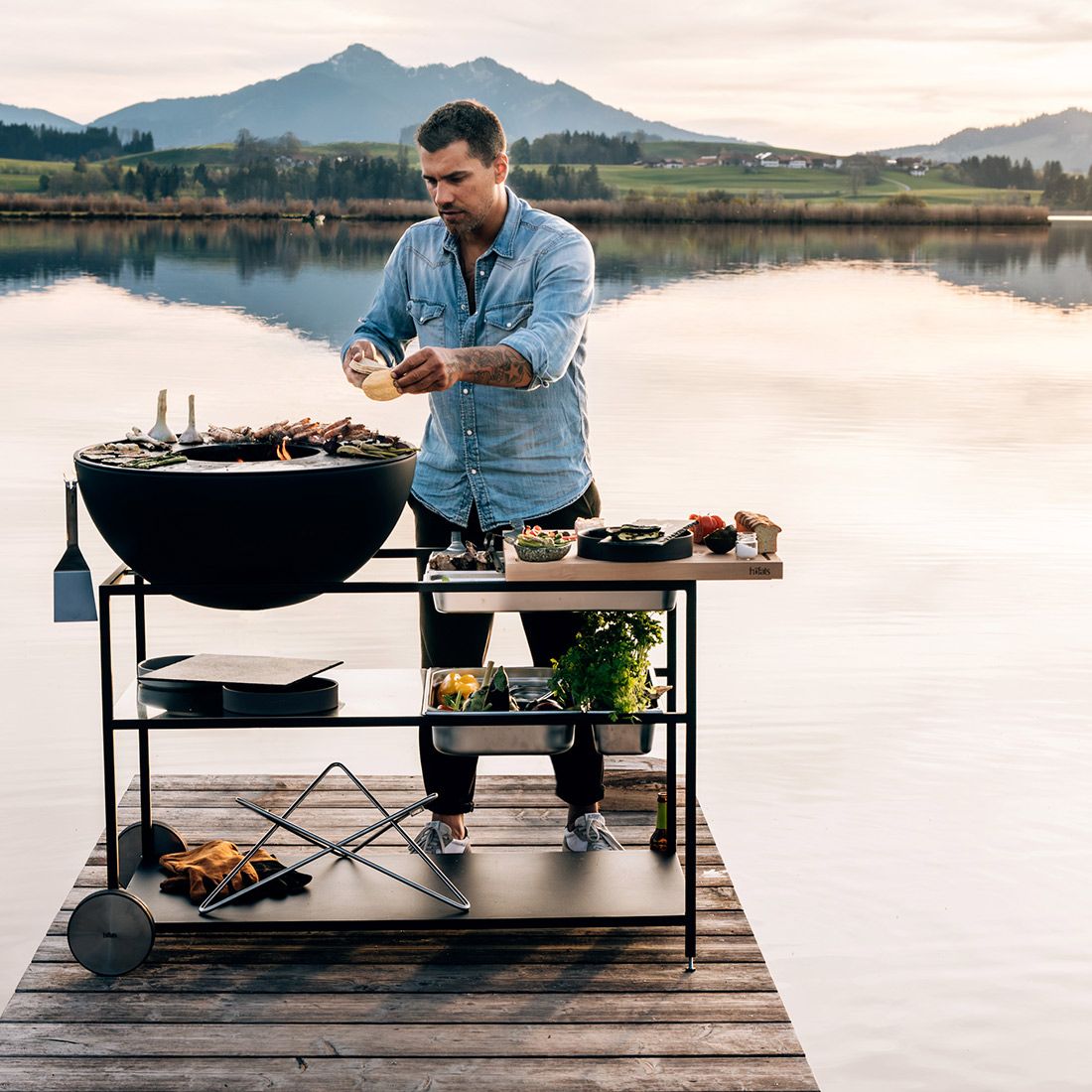 höfats Fire Kitchen Outdoorküche 118x55x81cm