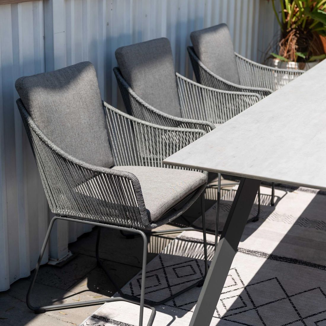 LifestyleGarden Opal Gartenmöbel-Set L (6 Plätze) Tisch 220x90cm
