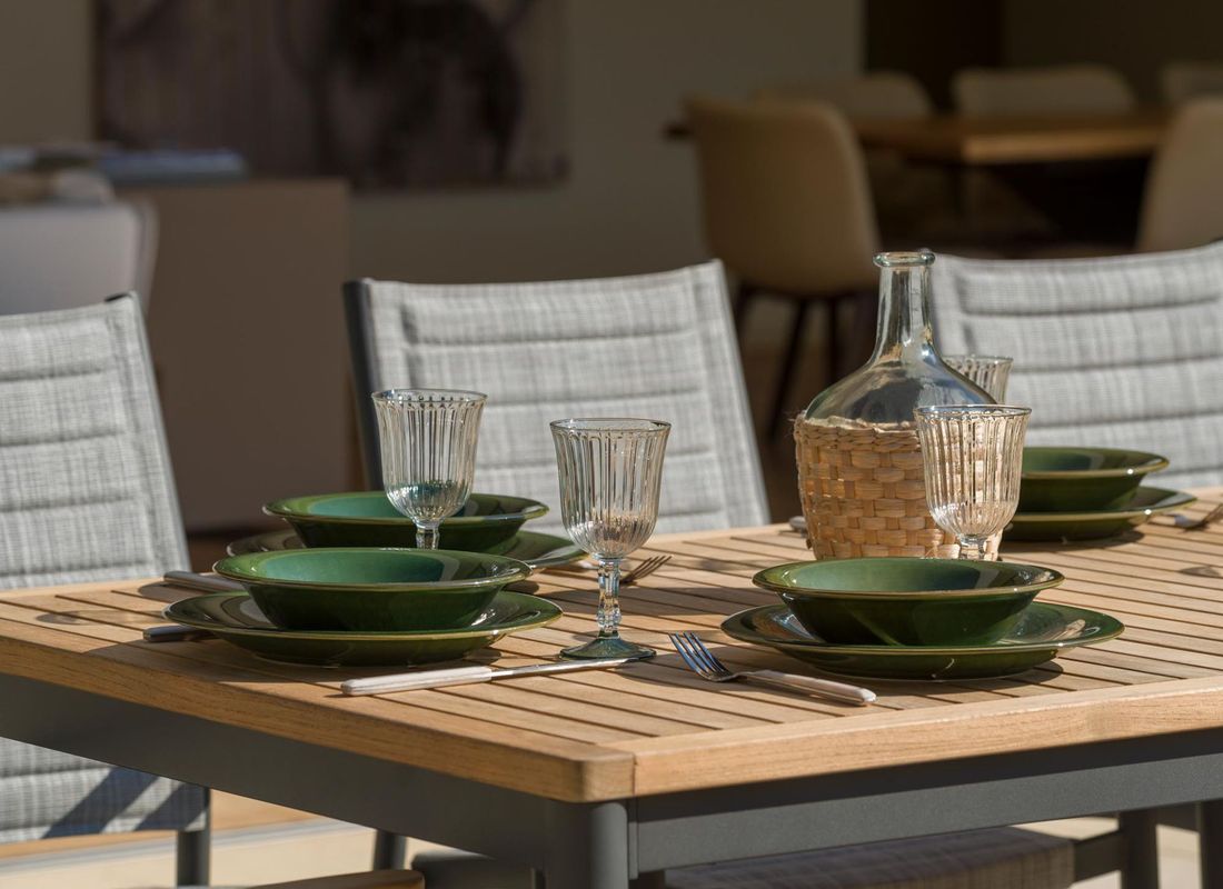 LifestyleGarden Topaz Gartentisch Aluminium/Teak