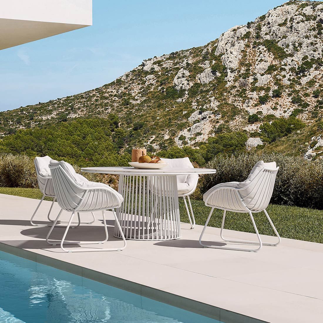 Solpuri Grid Gartentisch Ø150cm Aluminium/Dekton