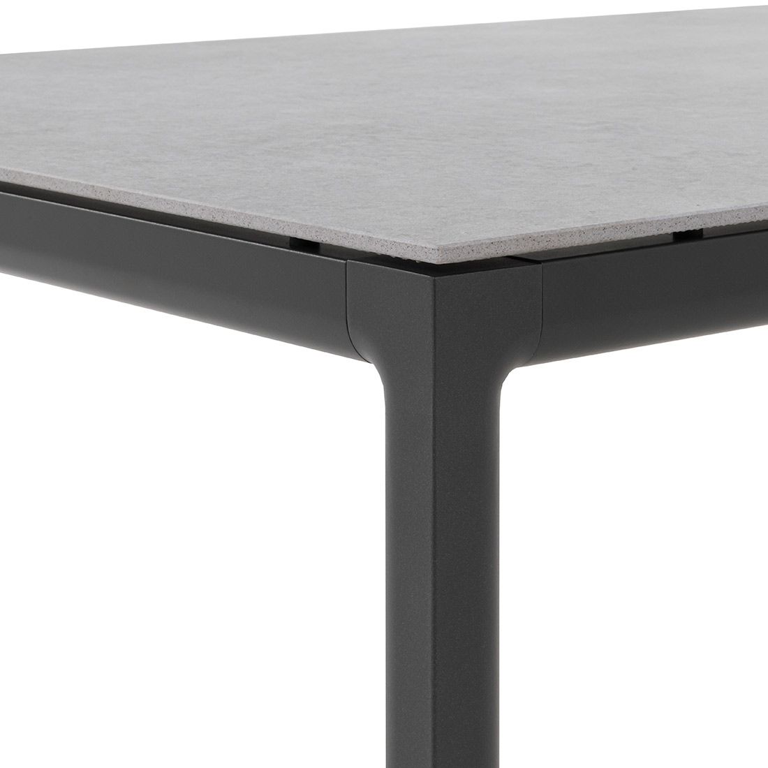Solpuri Soft Gartentisch Aluminium/Dekton
