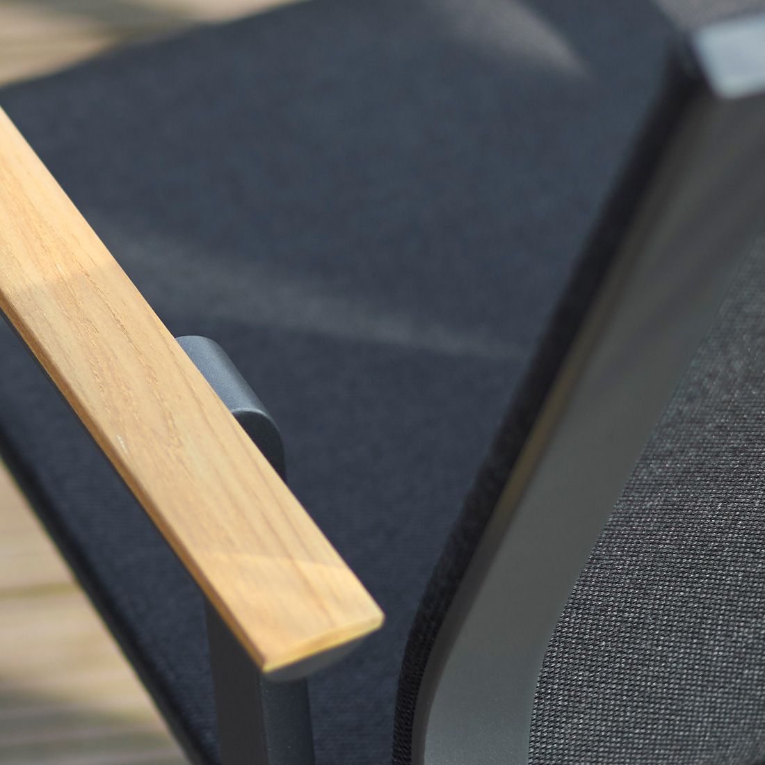 Solpuri Soul Stapelsessel Aluminium/Textilene/Teak
