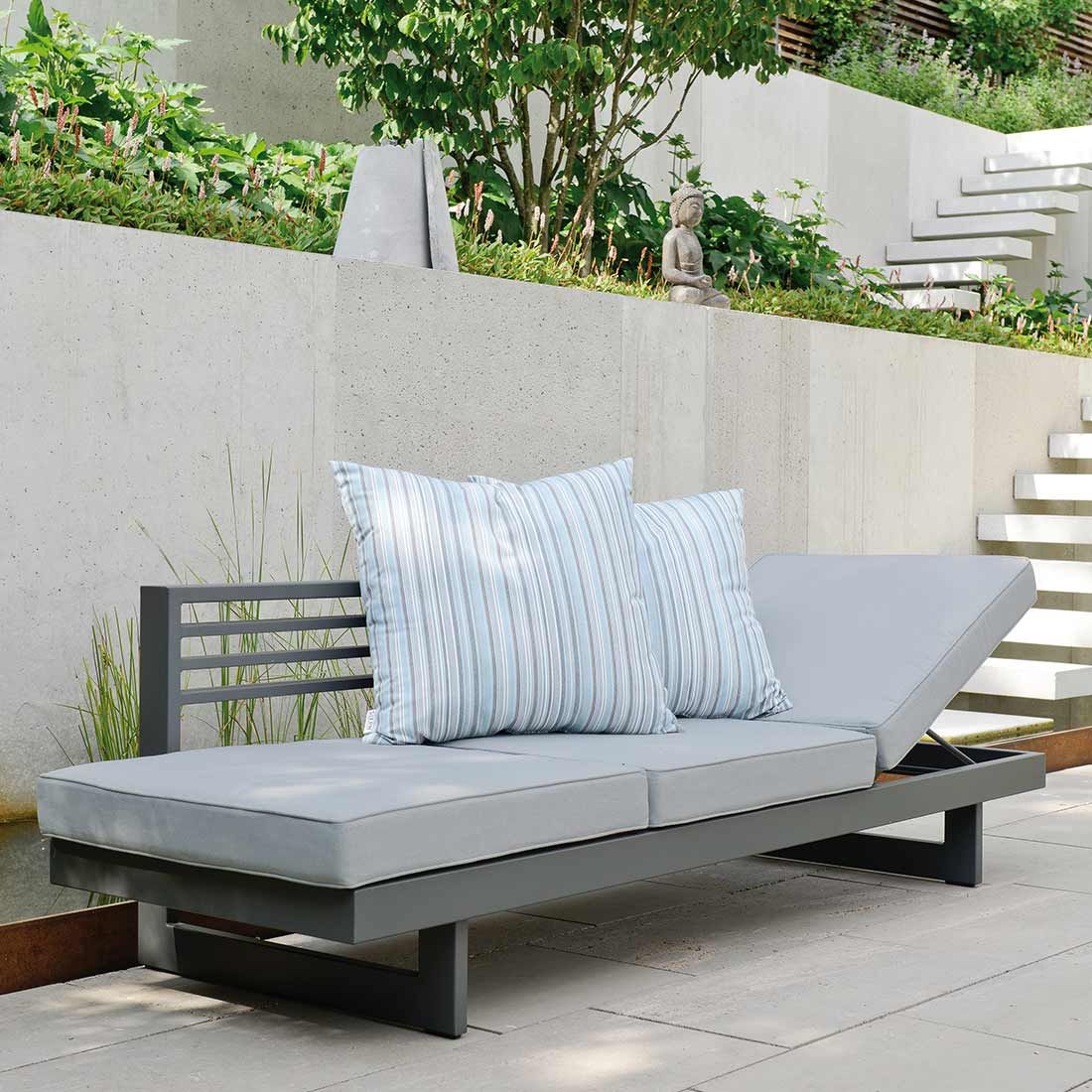 Stern Holly Diningsofa Aluminium/Polyester