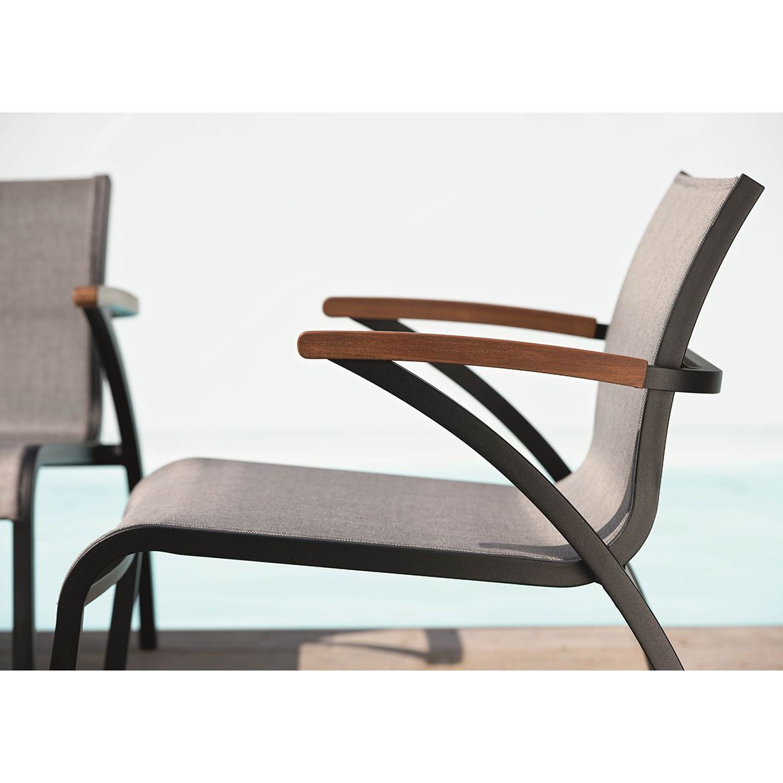 Stern Laris Lounge Sessel Matt/Leinen Schwarz Grau Aluminium/Textilene