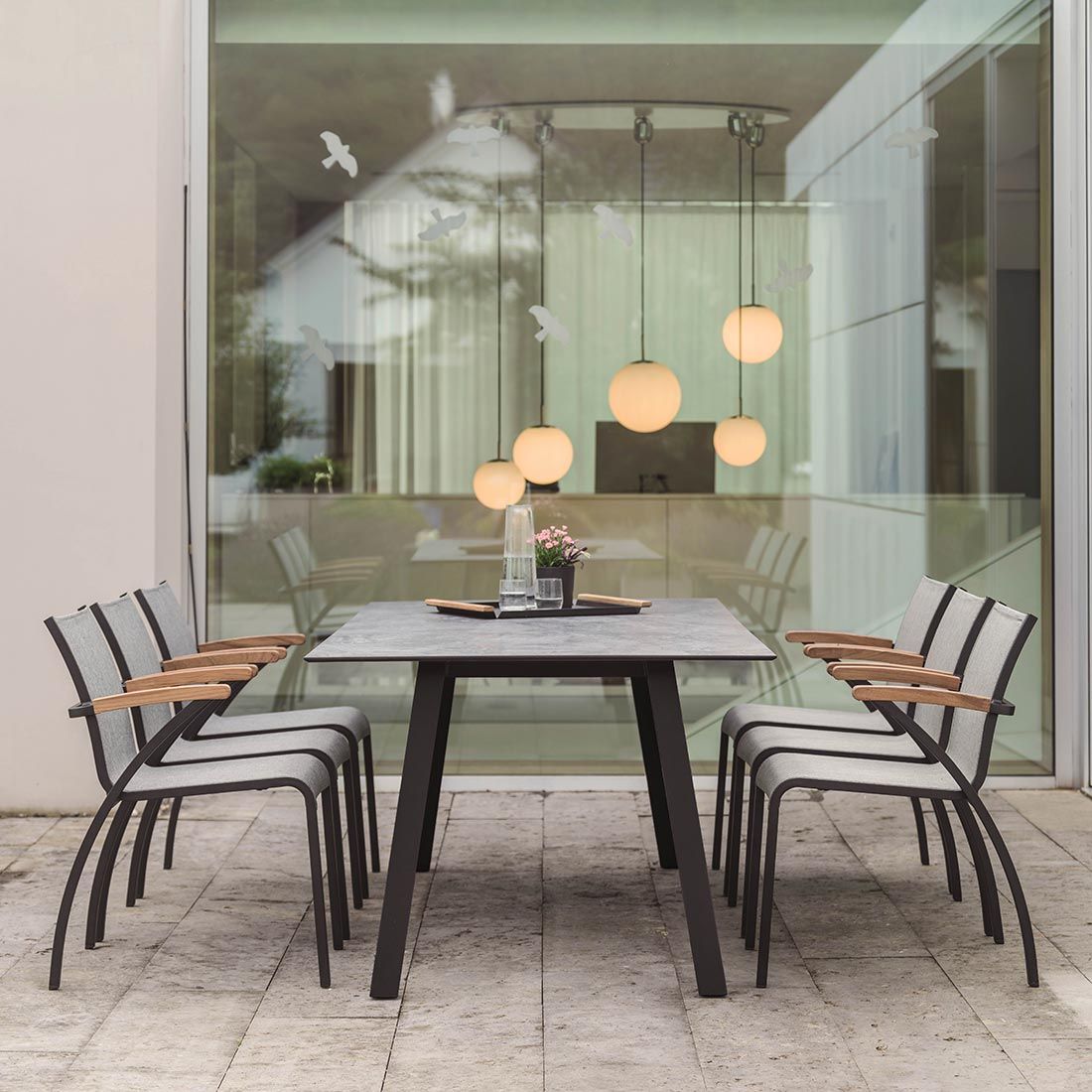 Stern Laris Dining Stapelsessel Aluminium/Textilene