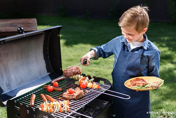 Kinder am Grill Kinder am Grill