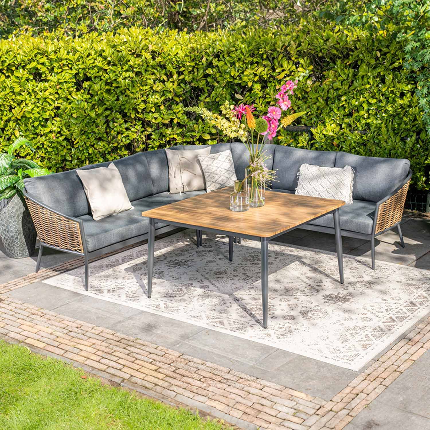 Garden impressions lounge dining set clearance