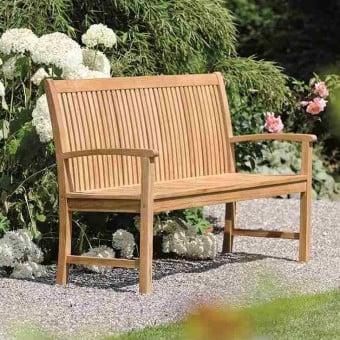 Gartenbänke aus Teak