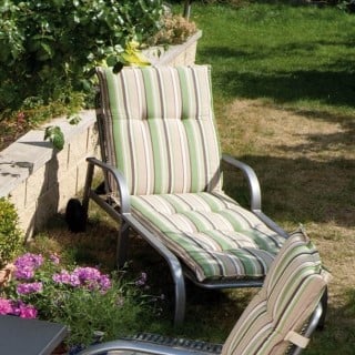 Gartenliegen aus Eisen