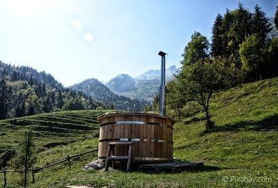 Was ist ein Hot Tub und was unterscheidet ihn vom Whirlpool?