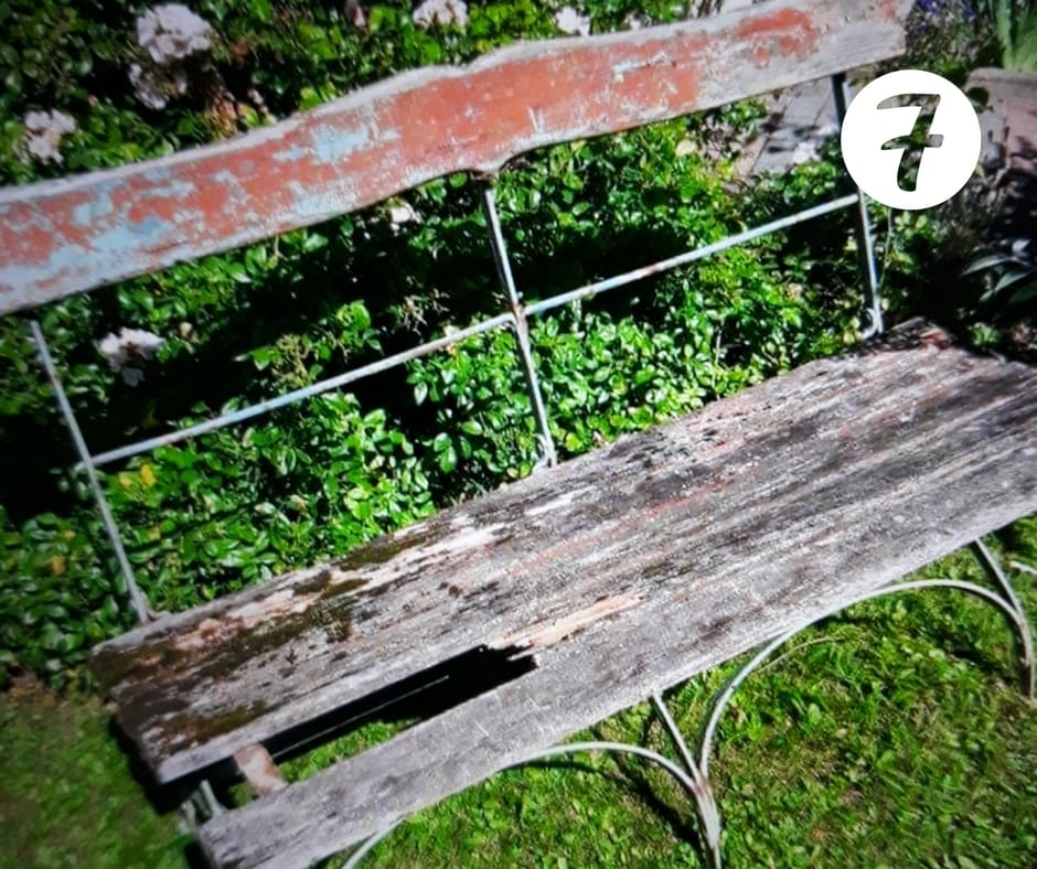 Deutschlands hässlichste Gartenbank 7
